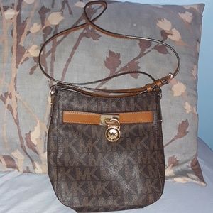 Michael Kors side hand bag